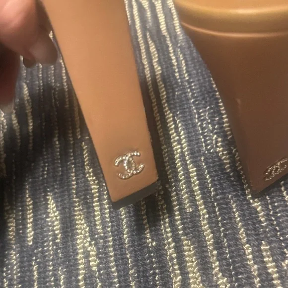CHANEL Tan Leather Platform Sandals with Ankle Strap - Picture 6 of 9